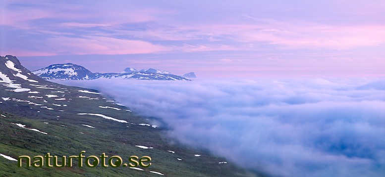 Molnen rullar in, riksgr�nsen rombakst�tta fr�n loktaoaivi  l�kta lappland  