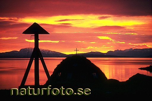 Kapell av torv
torvk�ta, samiskt kapell i staloluokta virihaure virihavrre padjelanta badjelannda nationalpark laponia lapplands v�rdsarv jokkmokk  